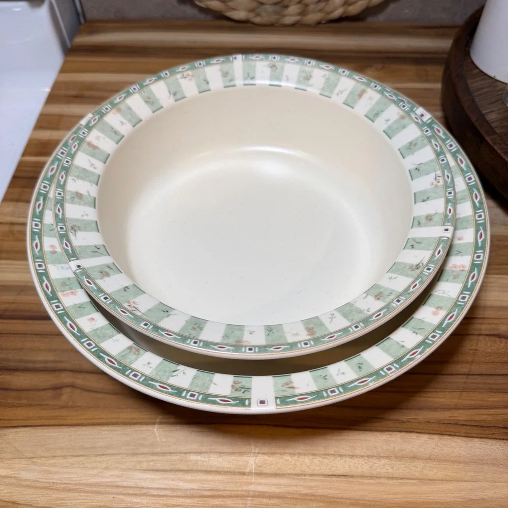 Pfaltzgraff Naturewood Set of 2 Serving Bowls Botanical Leaf Garden Pattern USA